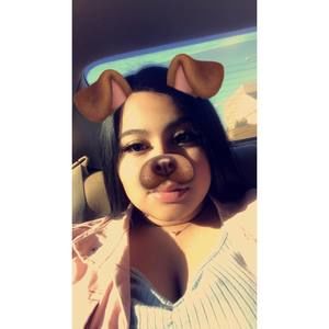 Meet your Posher, Ysenia